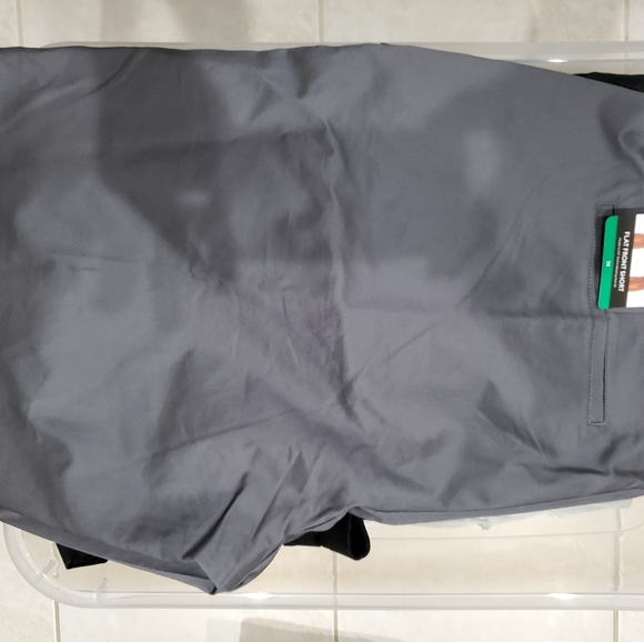 Banana Republic mens short NWT - Picture 2 of 3